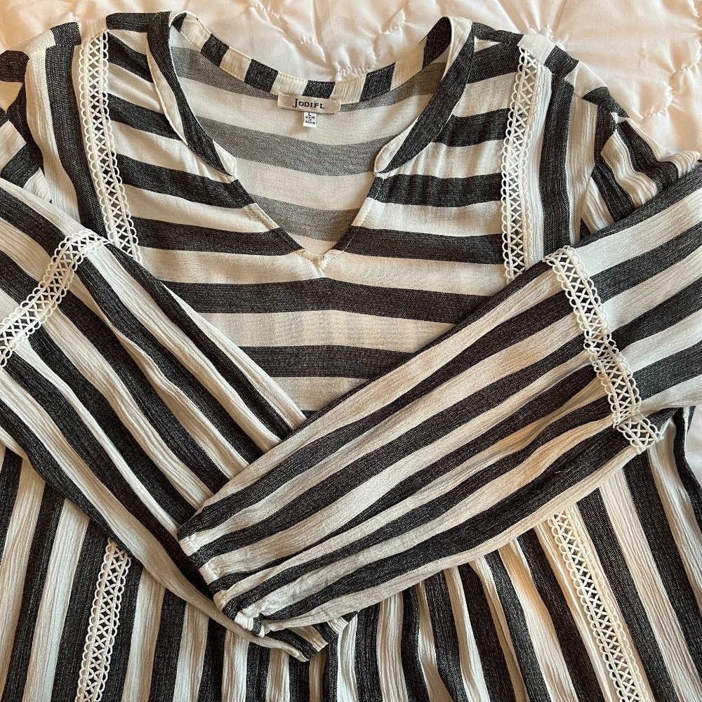 JODIFL Long Sleeve Striped Tunic Top